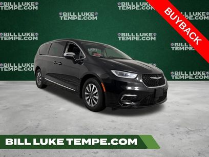 Used 2023 Chrysler Pacifica Limited