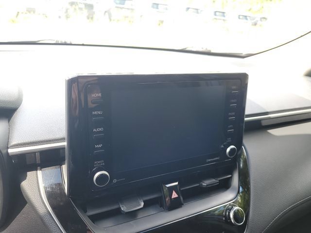 Used 2022 Toyota Corolla Cross LE AWD/4WD image 26