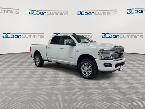 Used 2024 RAM 2500 Laramie AWD/4WD image 2