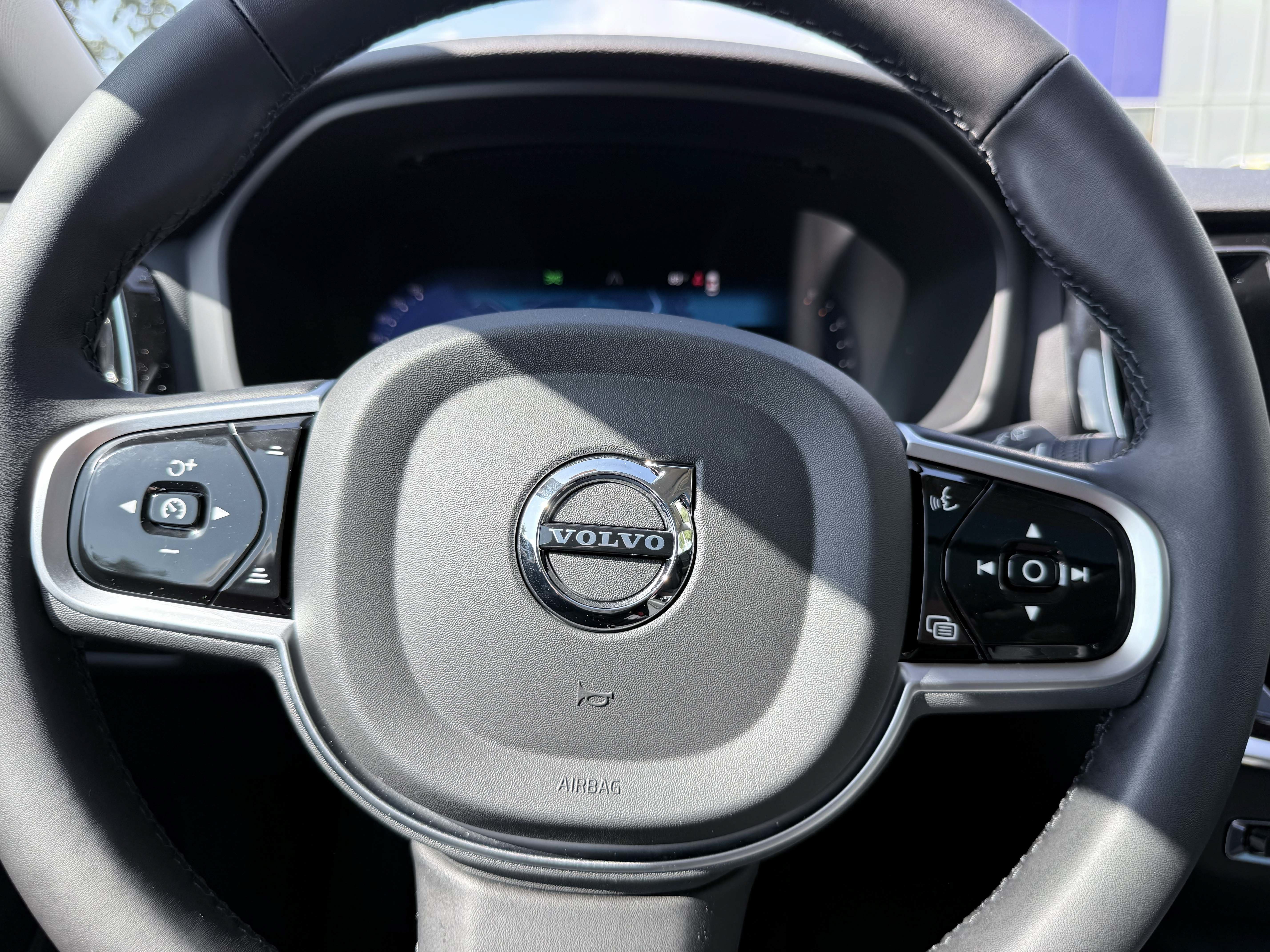 New 2026 Volvo V60 B5 Cross Country Plus w/ Climate Package AWD/4WD image 19