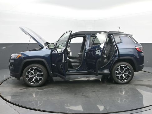 New 2026 Jeep Compass Limited image 55
