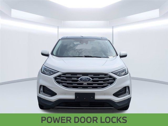 Used 2020 Ford Edge Titanium w/ Equipment Group 301A AWD/4WD image 11