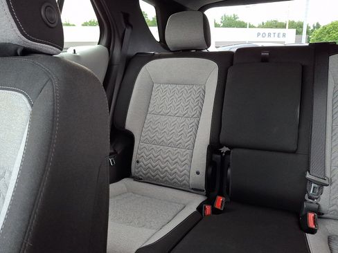Used 2023 Chevrolet Equinox LS w/ LS Convenience Package FWD image 18