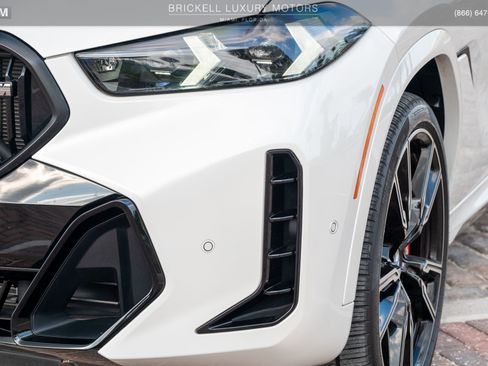 Used 2025 BMW X6 M60i w/ Climate Comfort Package image 52