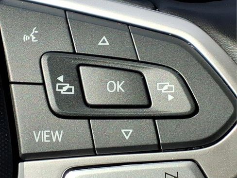 New 2026 Volkswagen Tiguan S image 17