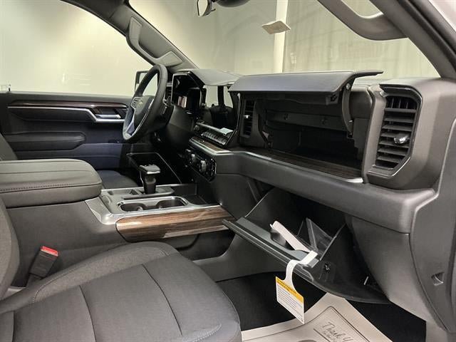 New 2026 Chevrolet Silverado 1500 LT w/ LPO, Liner Protection Package AWD/4WD image 32
