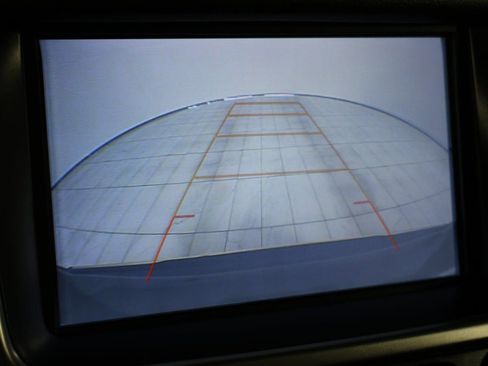 Used 2019 Chevrolet Suburban Premier image 7