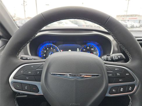 New 2026 Chrysler Pacifica Select image 34