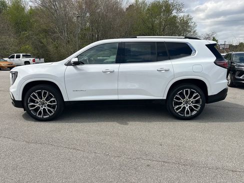 New 2026 GMC Acadia Denali Ultimate w/ LPO, Floor Liner Package AWD/4WD image 9