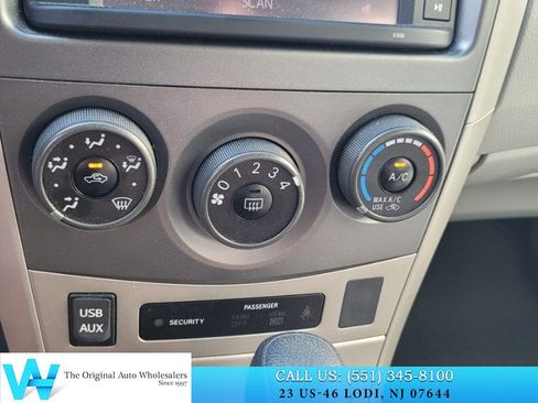 Used 2013 Toyota Corolla LE FWD image 14