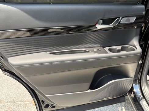 Certified 2025 Hyundai Palisade Calligraphy AWD/4WD image 23