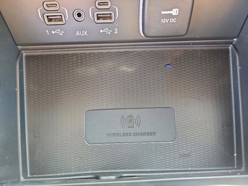 New 2025 Jeep Grand Cherokee Altitude image 21