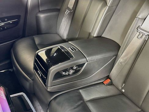 Used 2019 Rolls-Royce Phantom Sedan RWD image 29