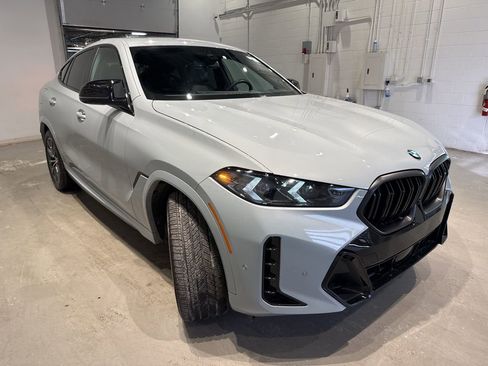 Used 2026 BMW X6 M60i image 3