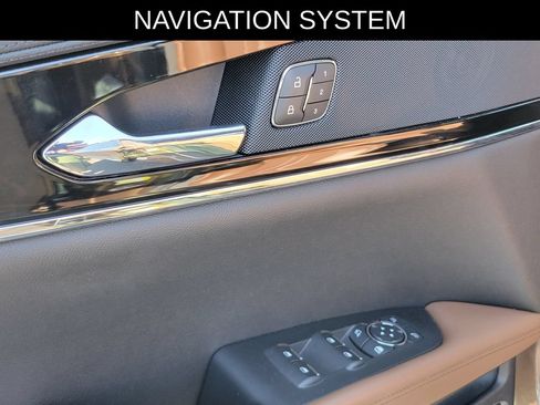 Used 2022 Lincoln Nautilus Reserve w/ Cargo Utility Package FWD image 21
