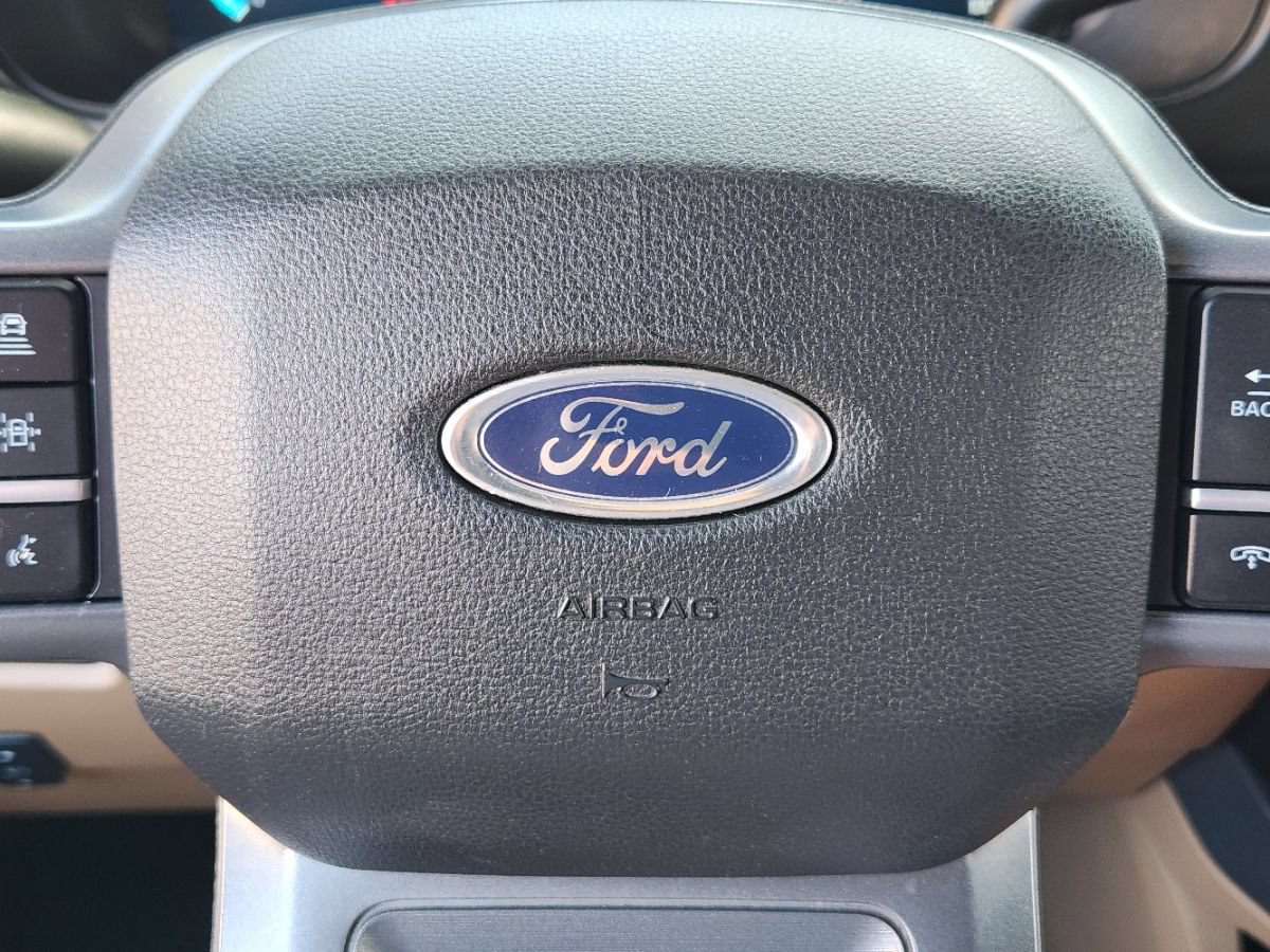 Used 2025 Ford F350 Lariat w/ Lariat Ultimate Package AWD/4WD image 50
