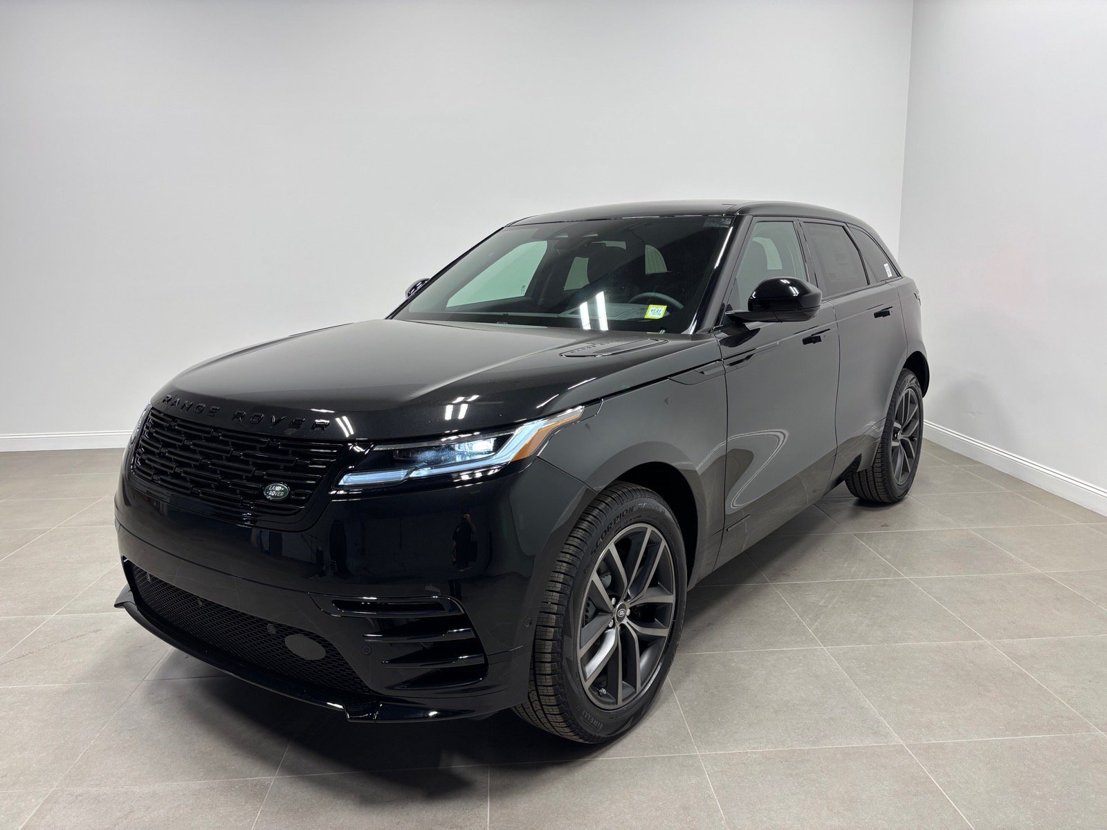 New 2026 Land Rover Range Rover Velar Belgravia AWD/4WD image 1