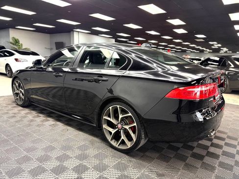 Used 2018 Jaguar XE S RWD image 9