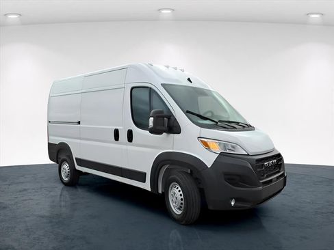 New 2026 RAM ProMaster 1500 w/ Convenience Group image 11