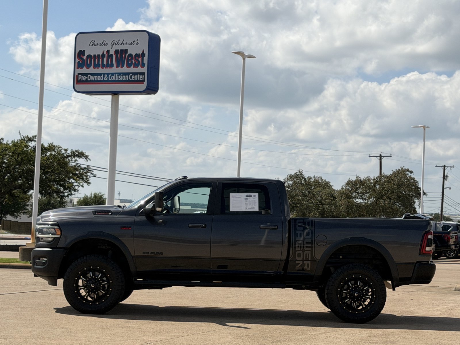 Used 2022 RAM 2500 Power Wagon w/ Level 2 Equipment Group AWD/4WD image 7