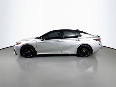 Used 2023 Toyota Camry XSE FWD image 8