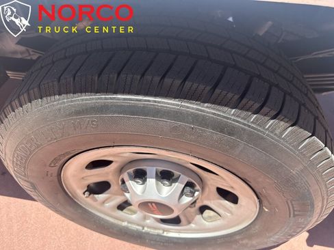 Used 2016 GMC Sierra 3500 2WD Regular Cab image 10