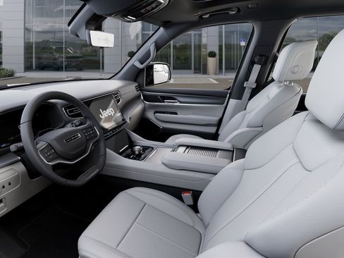 New 2026 Jeep Grand Wagoneer Limited AWD/4WD image 22