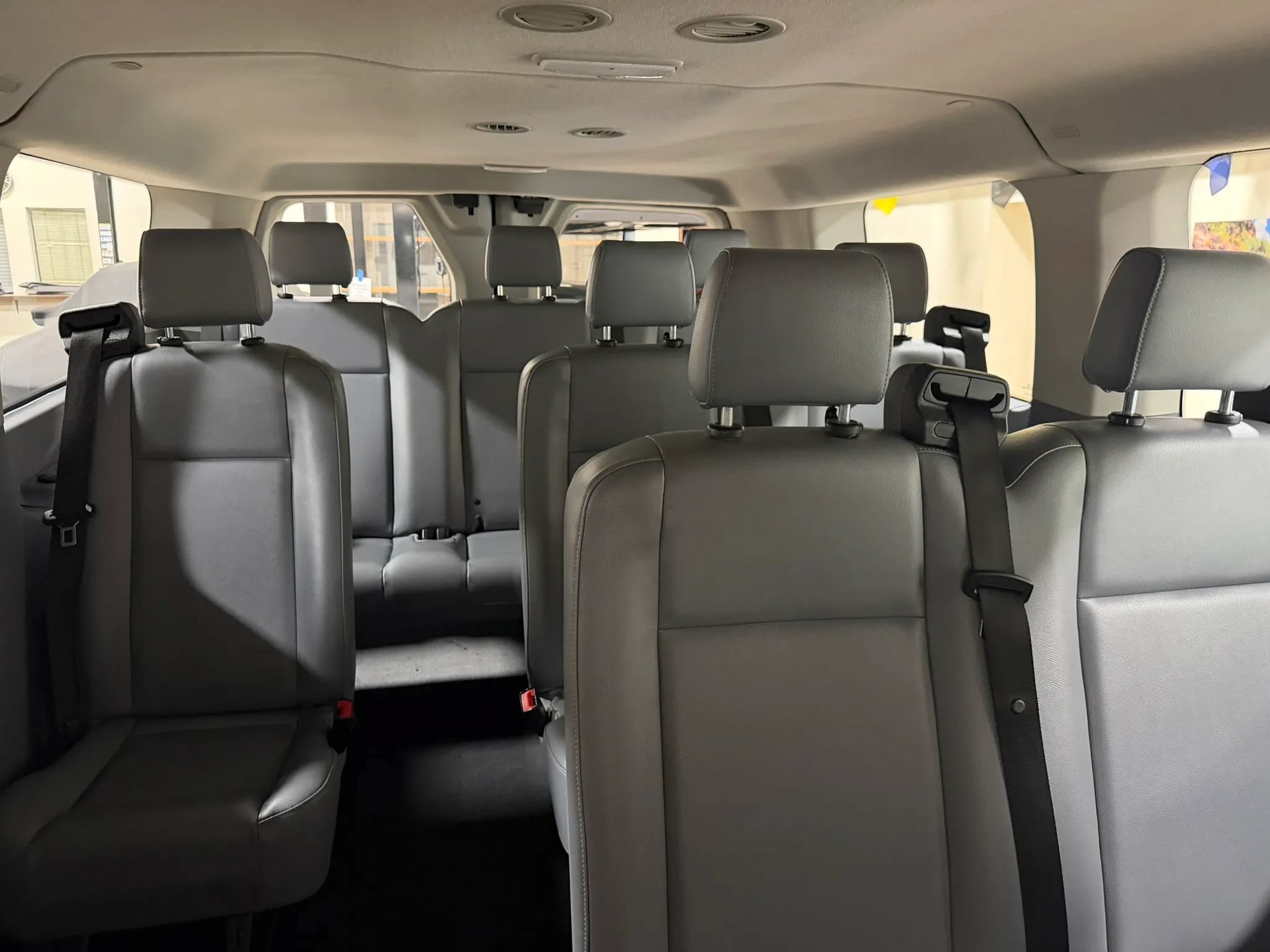 Used 2018 Ford Transit 150 XL RWD image 40