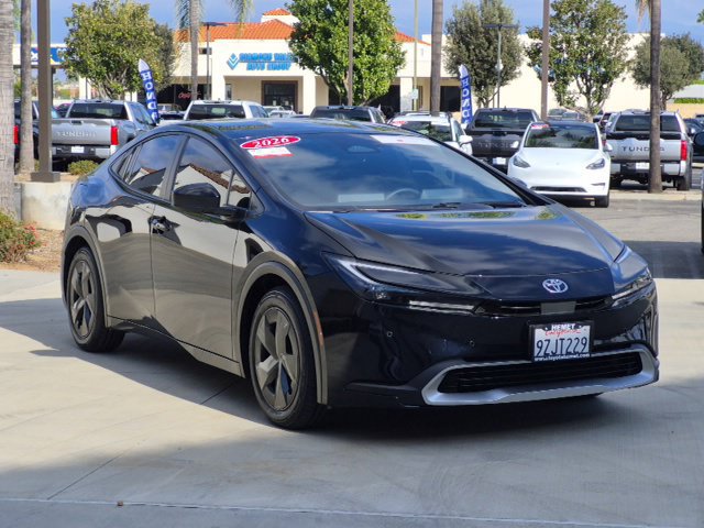 Used 2026 Toyota Prius Plug-In Hybrid FWD image 3