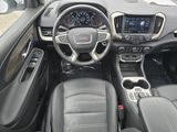 Used 2022 GMC Terrain Denali w/ Denali Premium Package image 3