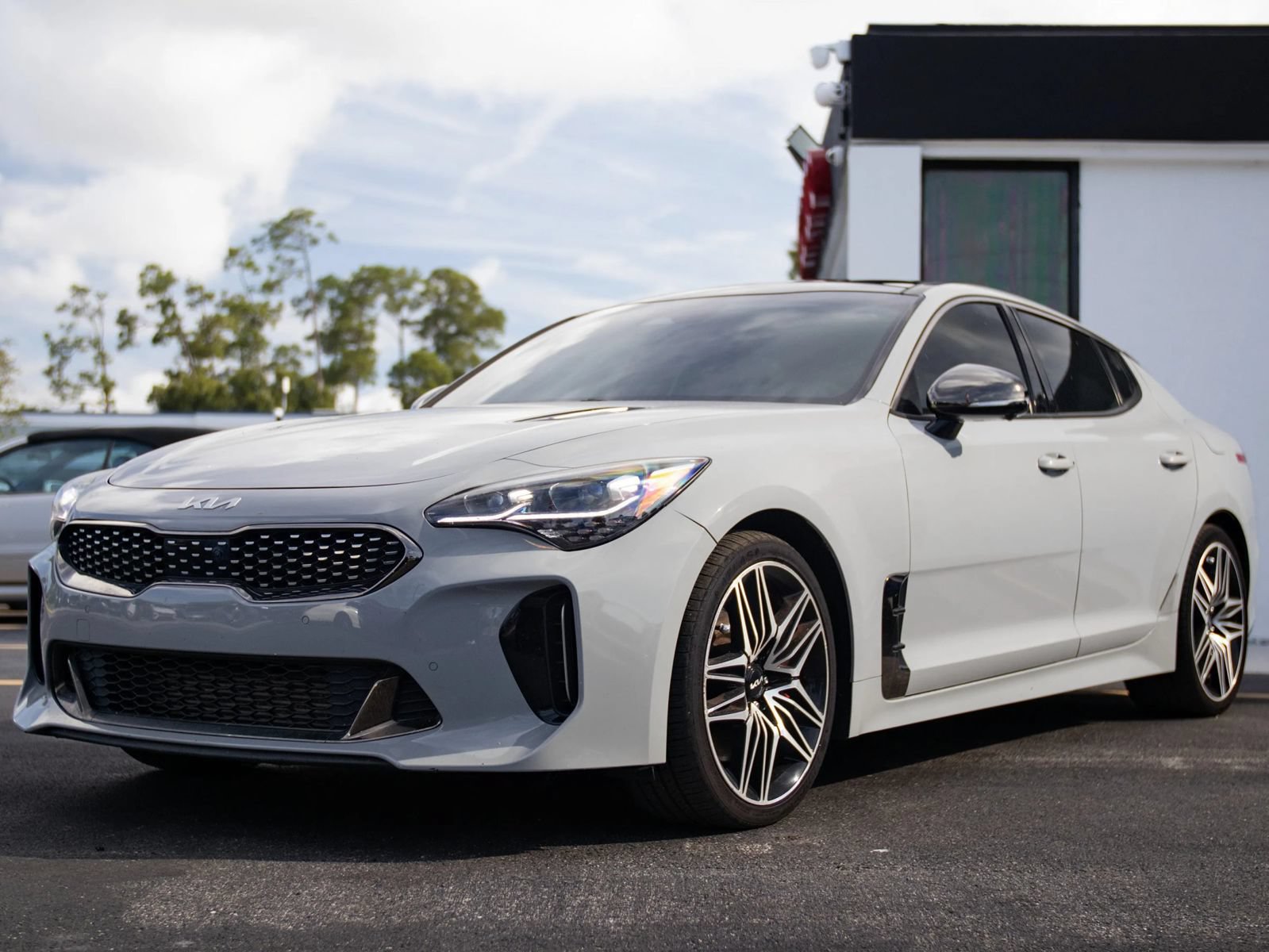Used 2022 Kia Stinger GT2 w/ Red Interior Color Package RWD image 7