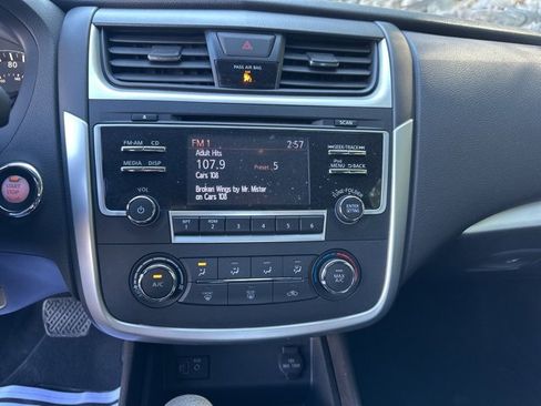 Used 2017 Nissan Altima 2.5 S w/ Power Driver Seat Package image 22