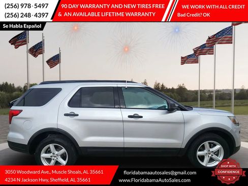Used 2018 Ford Explorer XLT image 8