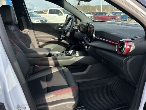 Used 2026 Chevrolet Equinox RS image 14