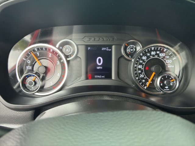 Used 2022 RAM 3500 Tradesman w/ Chrome Appearance Group AWD/4WD image 17