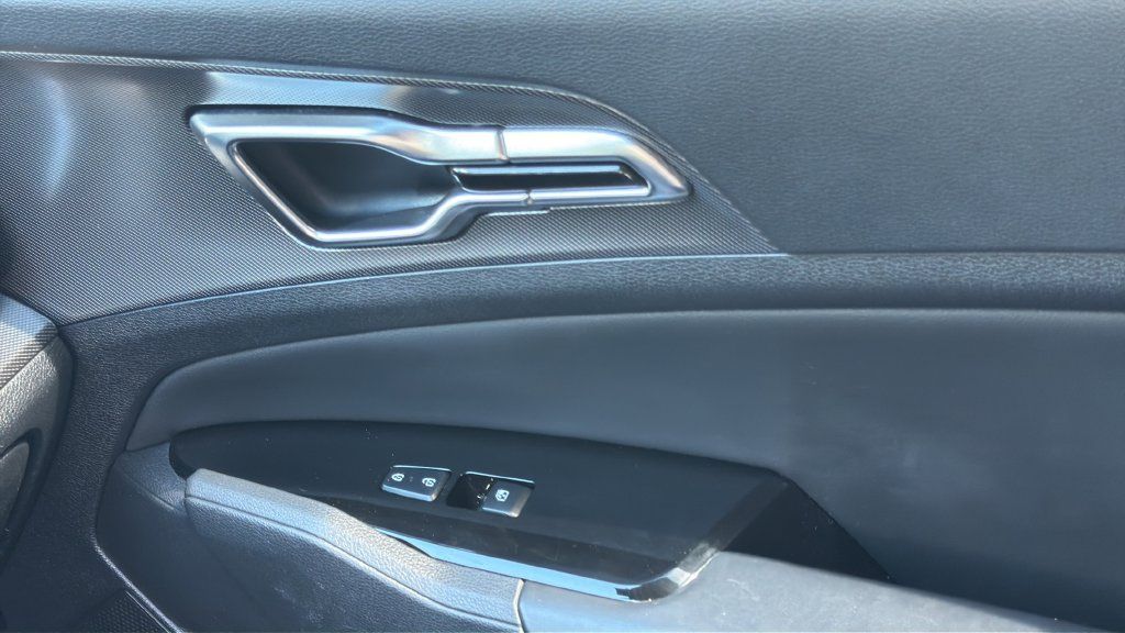 Used 2024 Kia Sportage SX FWD image 15