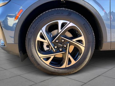 New 2026 Lincoln Nautilus Premier w/ Jet Appearance Package AWD/4WD image 11
