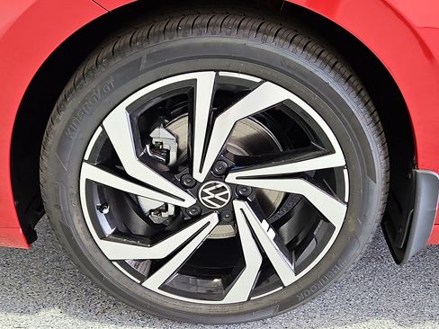 New 2026 Volkswagen Jetta SEL FWD image 12