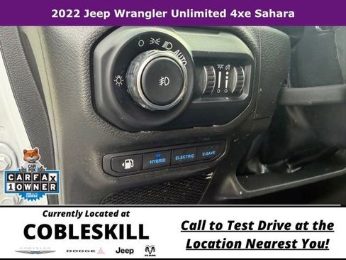 Used 2022 Jeep Wrangler Unlimited Sahara AWD/4WD image 19