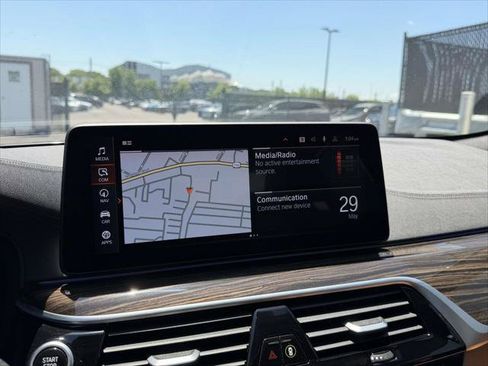 Used 2023 BMW M550i xDrive w/ Executive Package AWD/4WD image 30