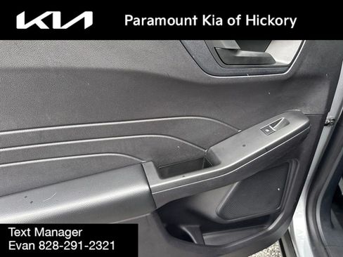 Used 2022 Ford Escape SE w/ Convenience Package AWD/4WD image 10
