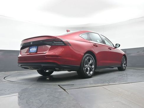 Certified 2023 Honda Accord EX image 37