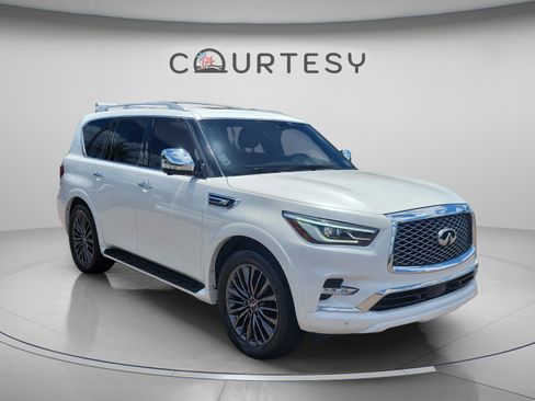 Certified 2024 INFINITI QX80 Sensory w/ Cargo Package AWD/4WD image 6