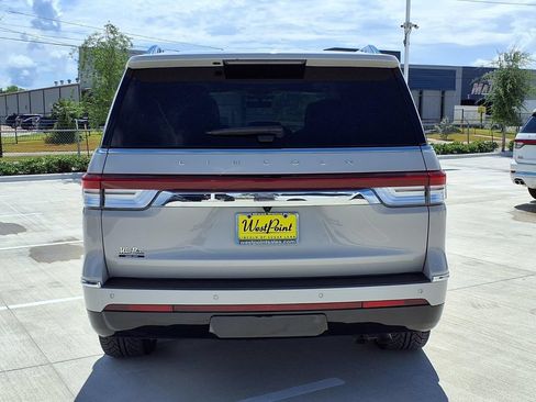 Certified 2022 Lincoln Navigator Reserve RWD image 5
