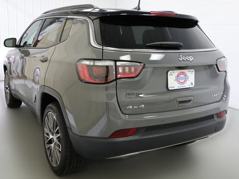Used 2023 Jeep Compass Limited w/ Elite Group AWD/4WD image 19