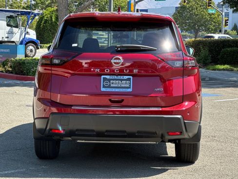 New 2026 Nissan Rogue SV image 5