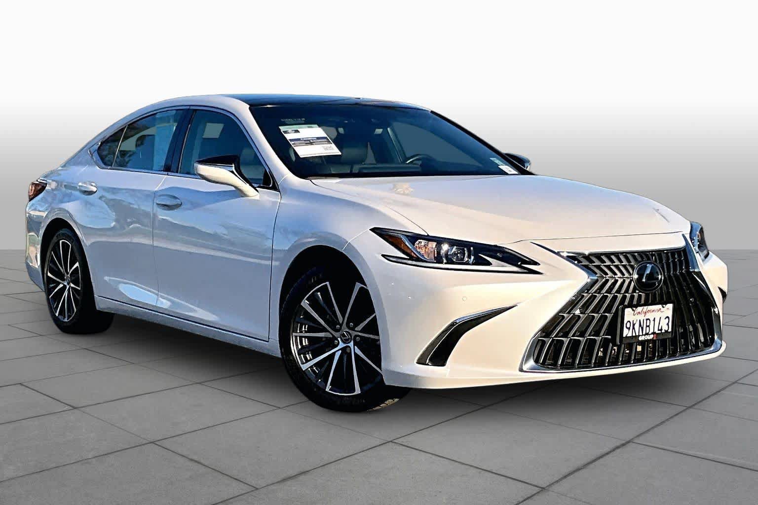 Certified 2024 Lexus ES 350 w/ Premium Package FWD image 2