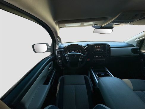 Used 2024 Nissan Titan SV w/ SV Convenience Package image 21