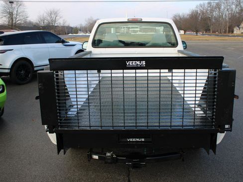 Used 2006 Ford F350 XL image 5