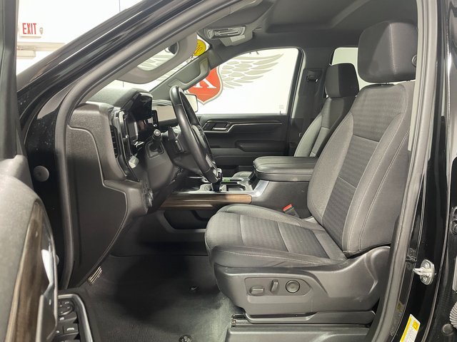 Used 2023 Chevrolet Silverado 1500 RST AWD/4WD image 11